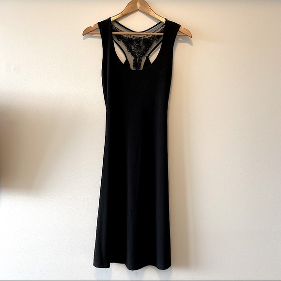 Black dress with embroidered sequin back detail - Picture 8 of 9